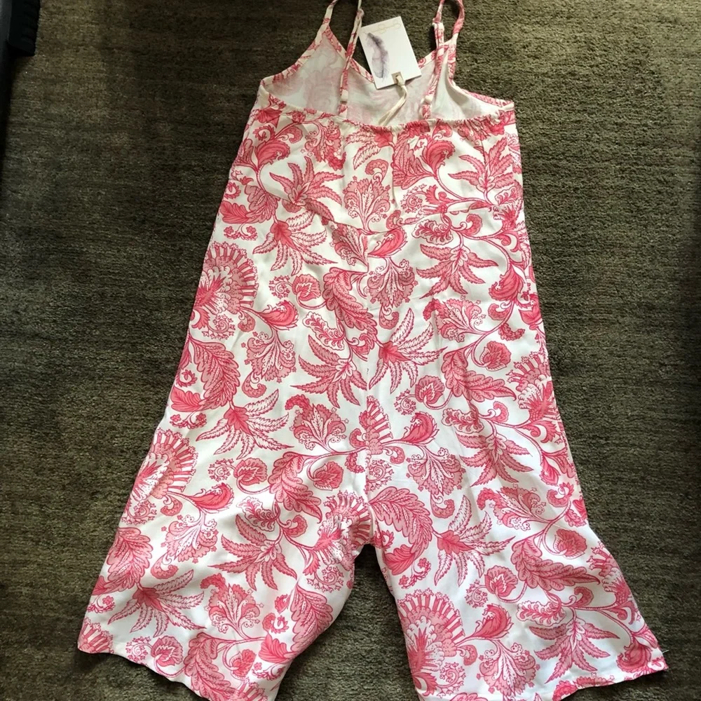 Jessica Simpson red pink garnet floral sleeveless cropped one piece jumper